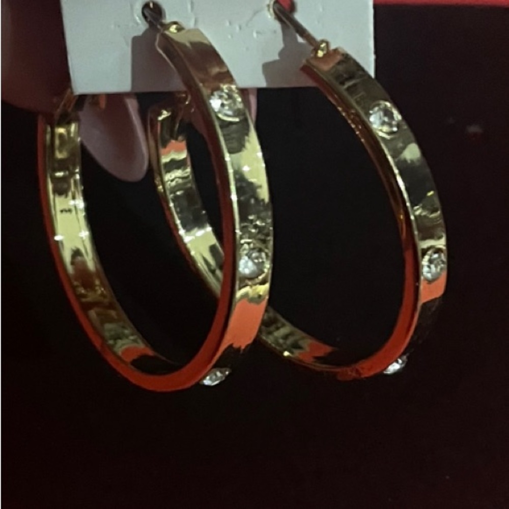 Earrings hypoallergenic